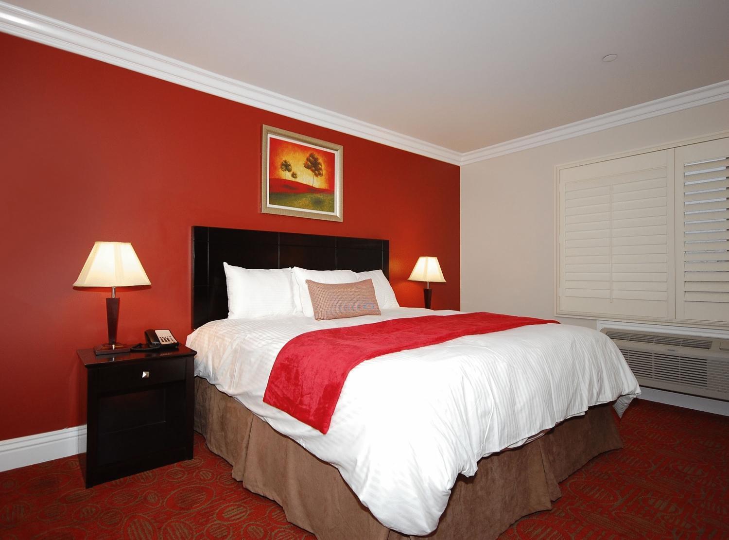Hotel Western Burbank Airport 3*