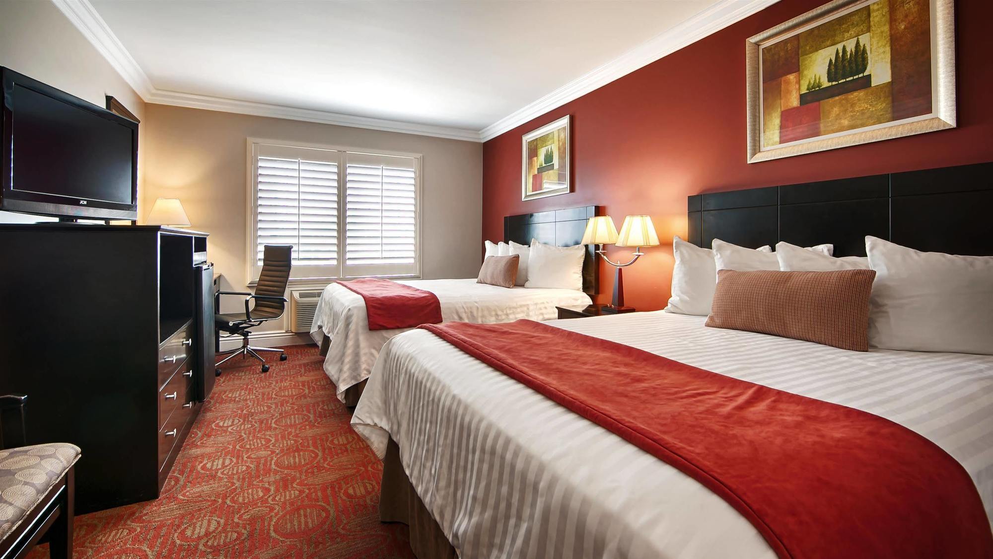 Western Burbank Airport 3*