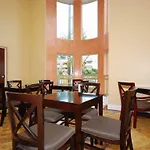 Best Western Burbank Airport Inn 